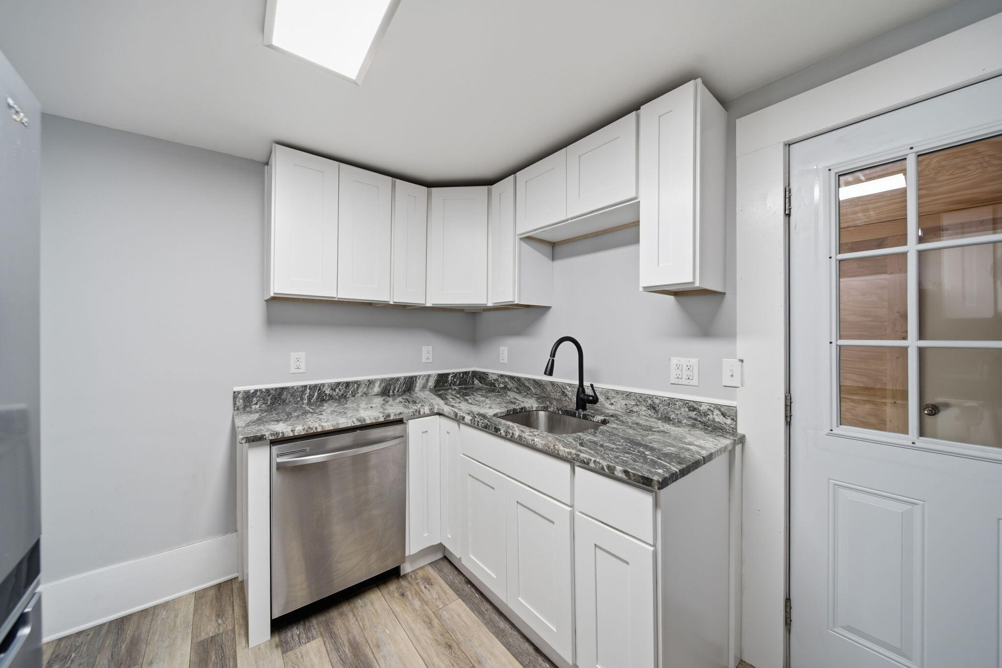 1811 Lewis Street Jackson, MI 49203 - Photo 14 of 35 14