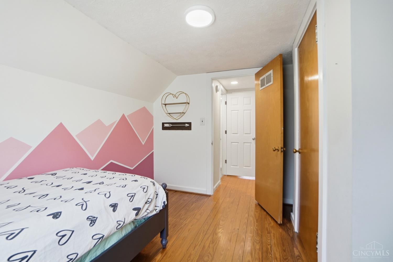 3631 Brotherton Road Cincinnati, OH 45209 - Photo 30 of 39 Gallery Image 30