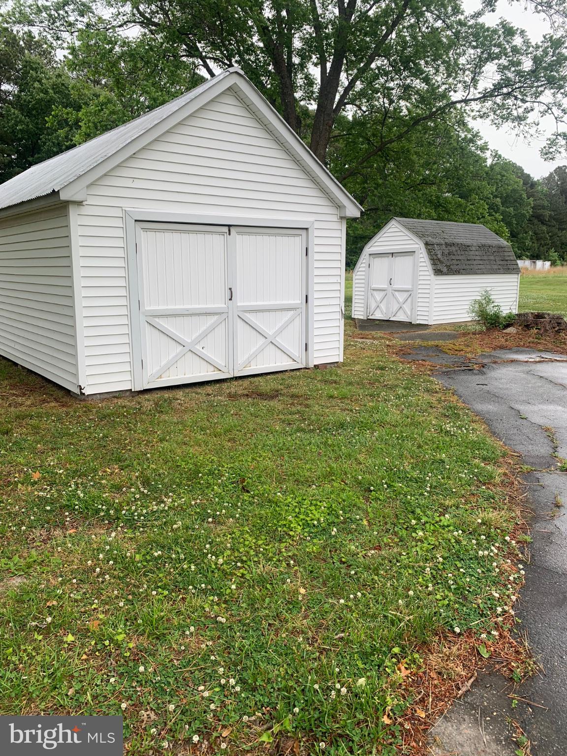 1007 Hudson Road Cambridge, MD 21613 - Photo 3 of 16 Charming sheds nestled in green space.