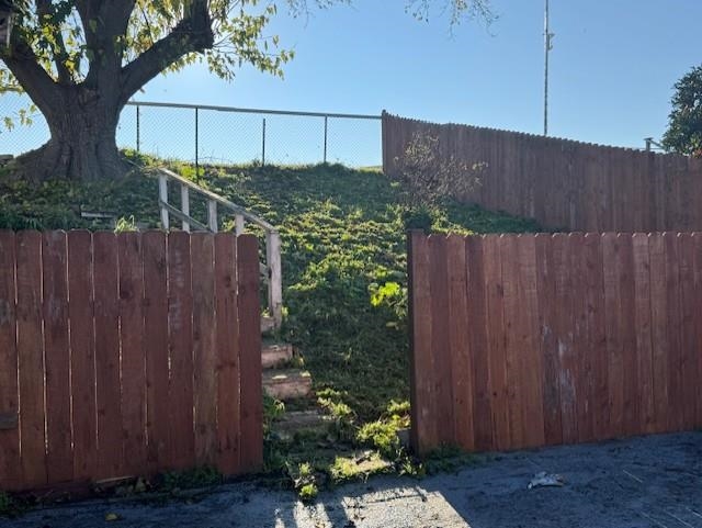 2578 Taylor Road Bethel Island, CA 94511 - Photo 7 of 23 a view of a house with wooden fence