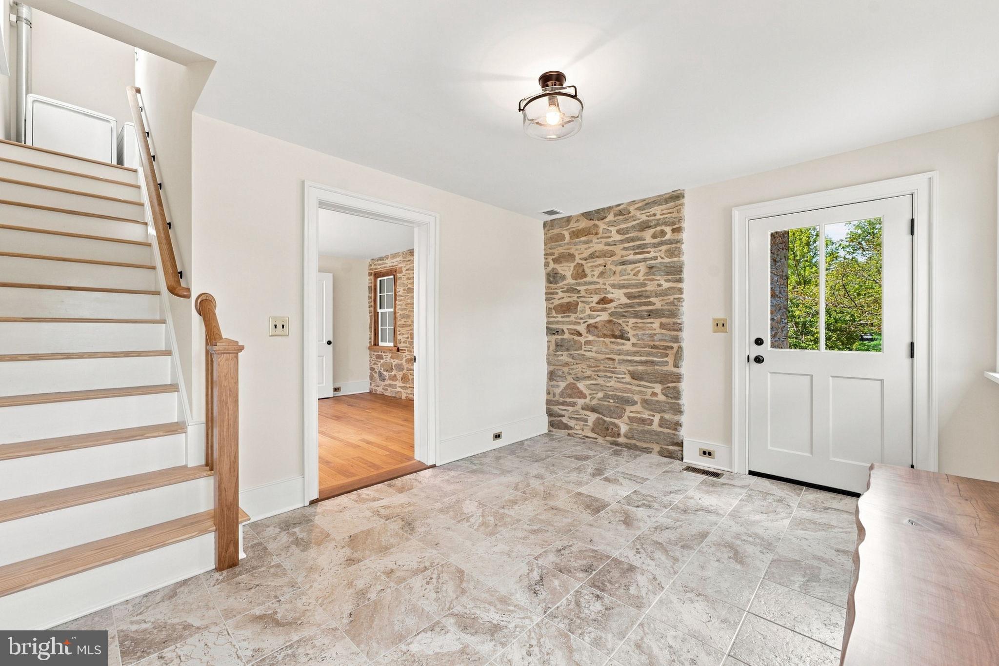 5519 Hopewell Road The Plains, VA 20198 - Photo 41 of 78 Mudroom