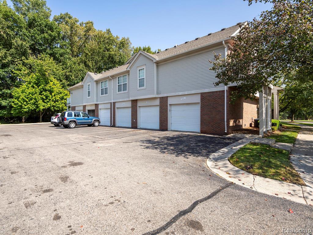 13463 Forest Ridge Boulevard Sterling Heights, MI 48313 - Photo 23 of 23