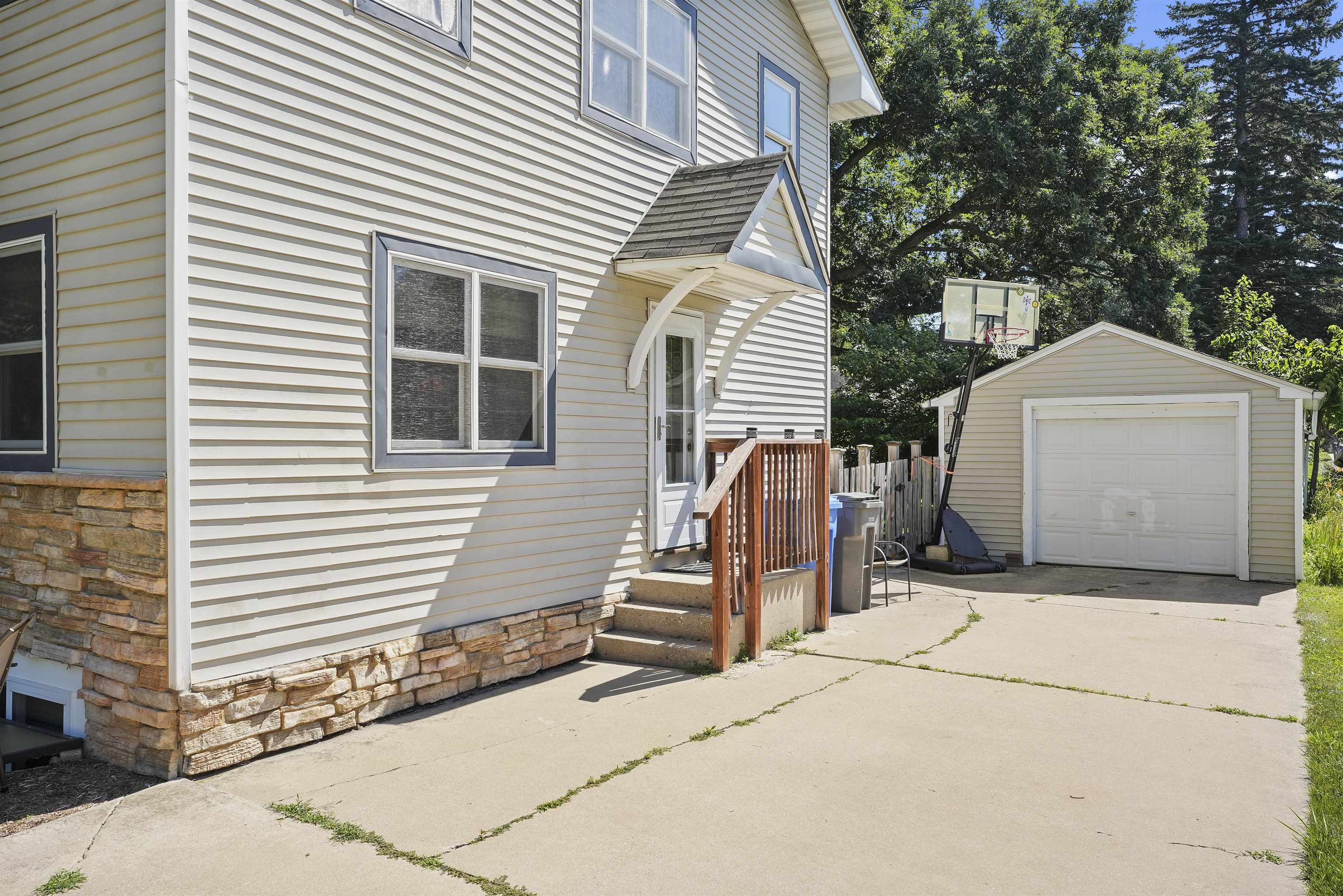 4712 Rothman Place Monona, WI 53716 - Photo 41 of 49