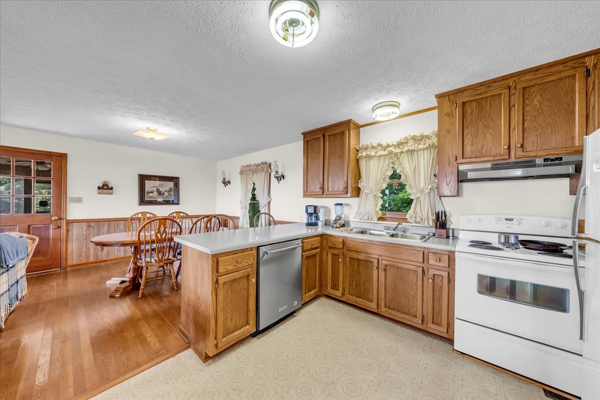 7383 Dale Ridge Road Lancaster, TN 38569 - Photo 24 of 47 Gallery Image 24