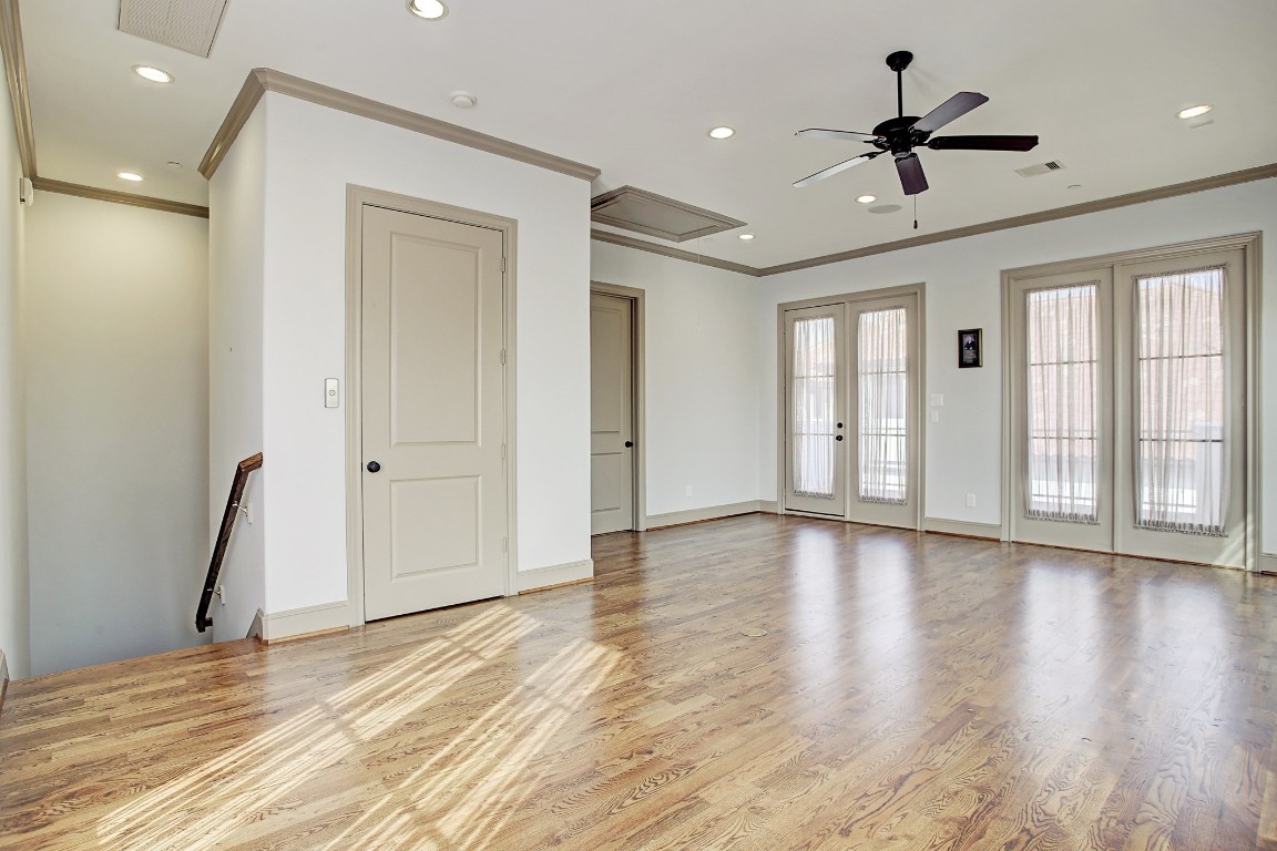 1307 Rosedale Street Houston, TX 77004 - Photo 24 of 32 The elevator accesses all floors.