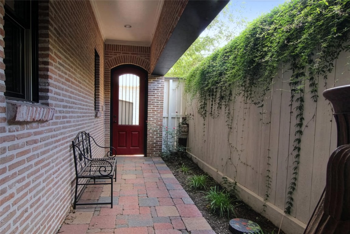 1307 Rosedale Street Houston, TX 77004 - Photo 32 of 32 Make this your new home!