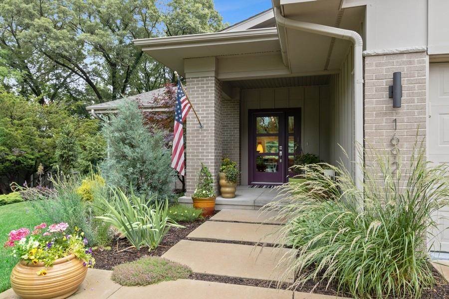 1692 Ridge Road Iowa City, IA 52245 - Photo 3 of 50 Gallery Image 3