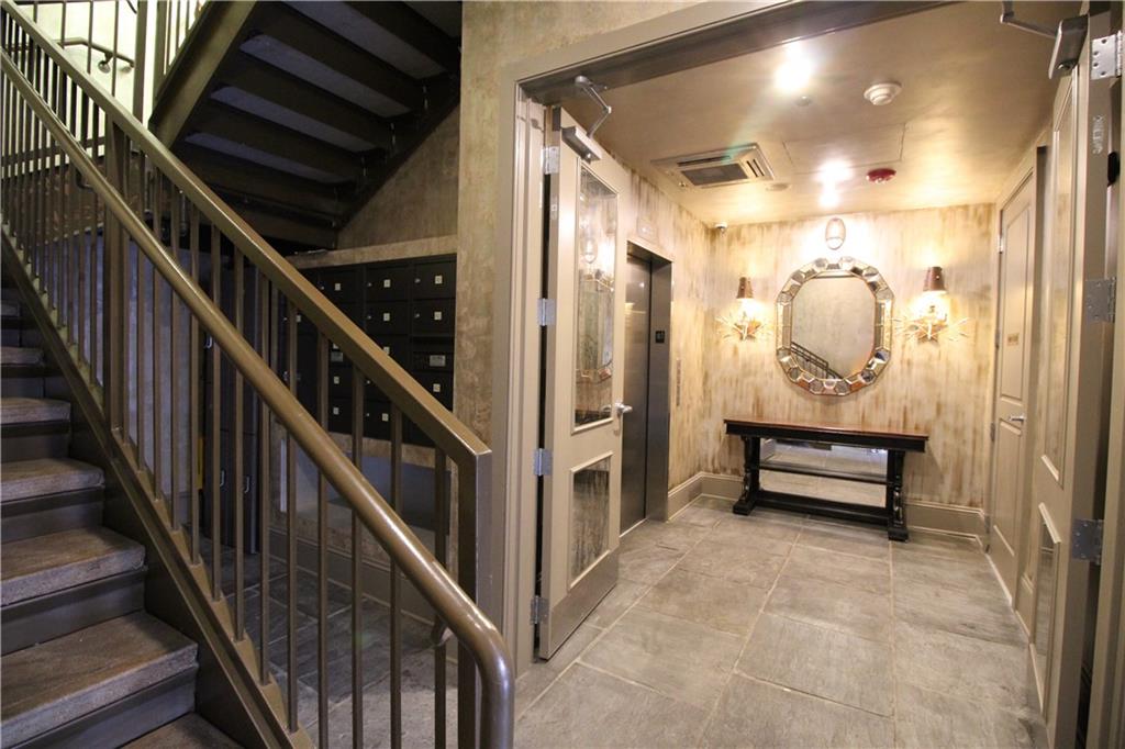 508 Toulouse Street, Unit 202 New Orleans, LA 70130 - Photo 2 of 10