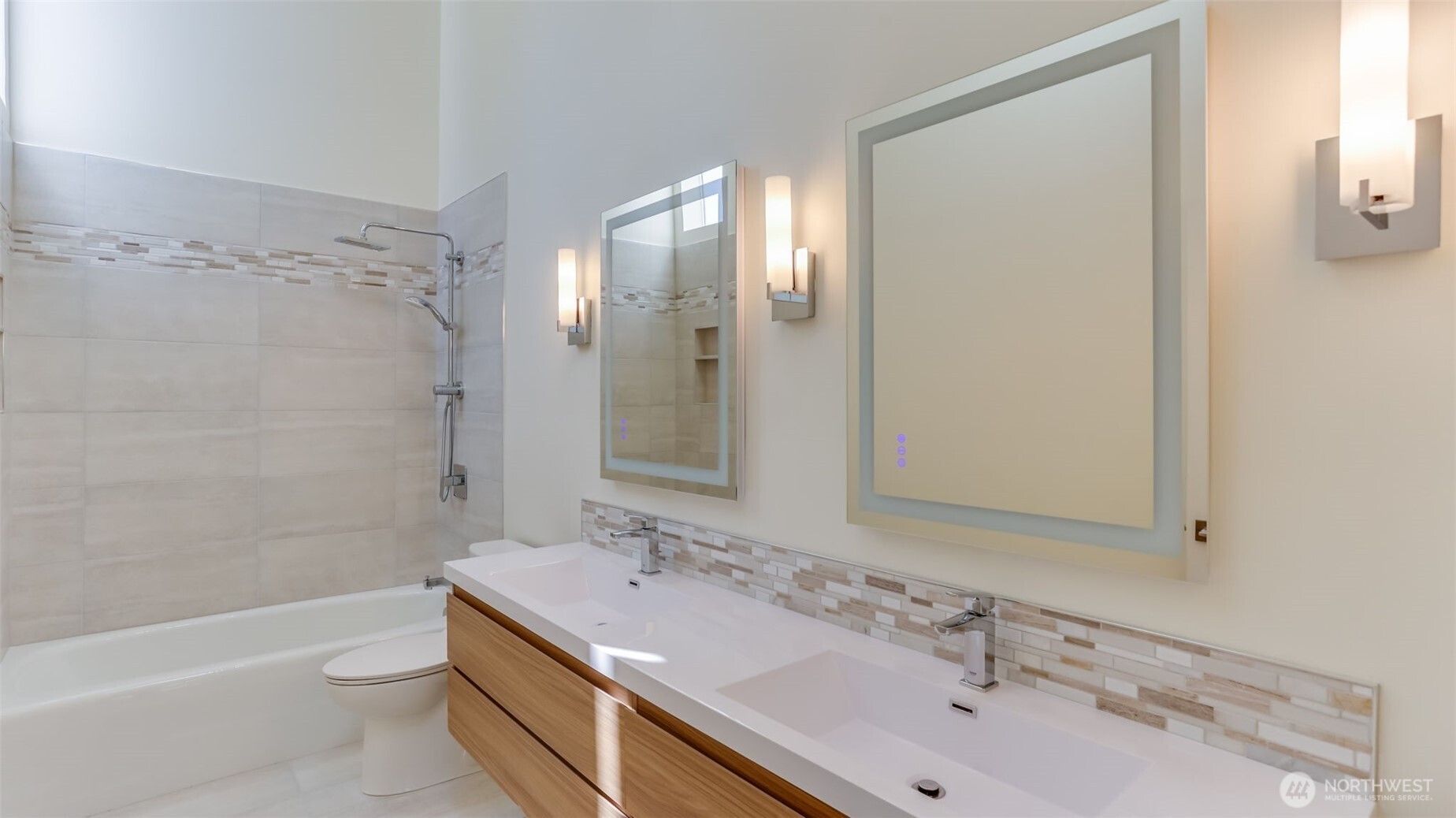 8158 West Mercer Way Mercer Island, WA 98040 - Photo 26 of 35