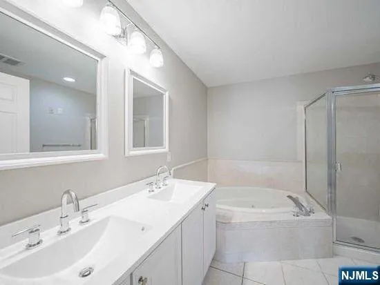 $665,000 | 451 Hartford Drive, Unit 4052, Nutley, NJ 07110