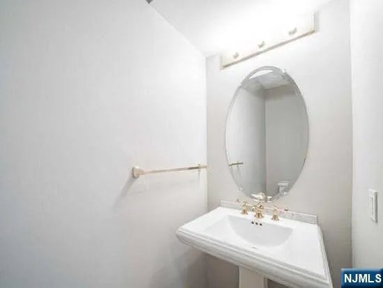 $665,000 | 451 Hartford Drive, Unit 4052, Nutley, NJ 07110