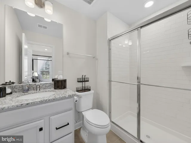 $999,999 | 4380 Fair Lakes Court, Fairfax, VA 22033