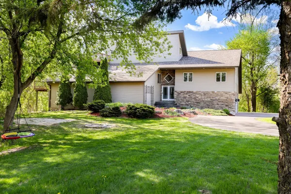 $895,000 | 25451 Dakota Avenue, Elko New Market, MN 55020
