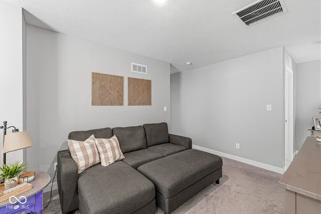 $385,000 | 8715 Moyer Place, Pendleton, IN 46064