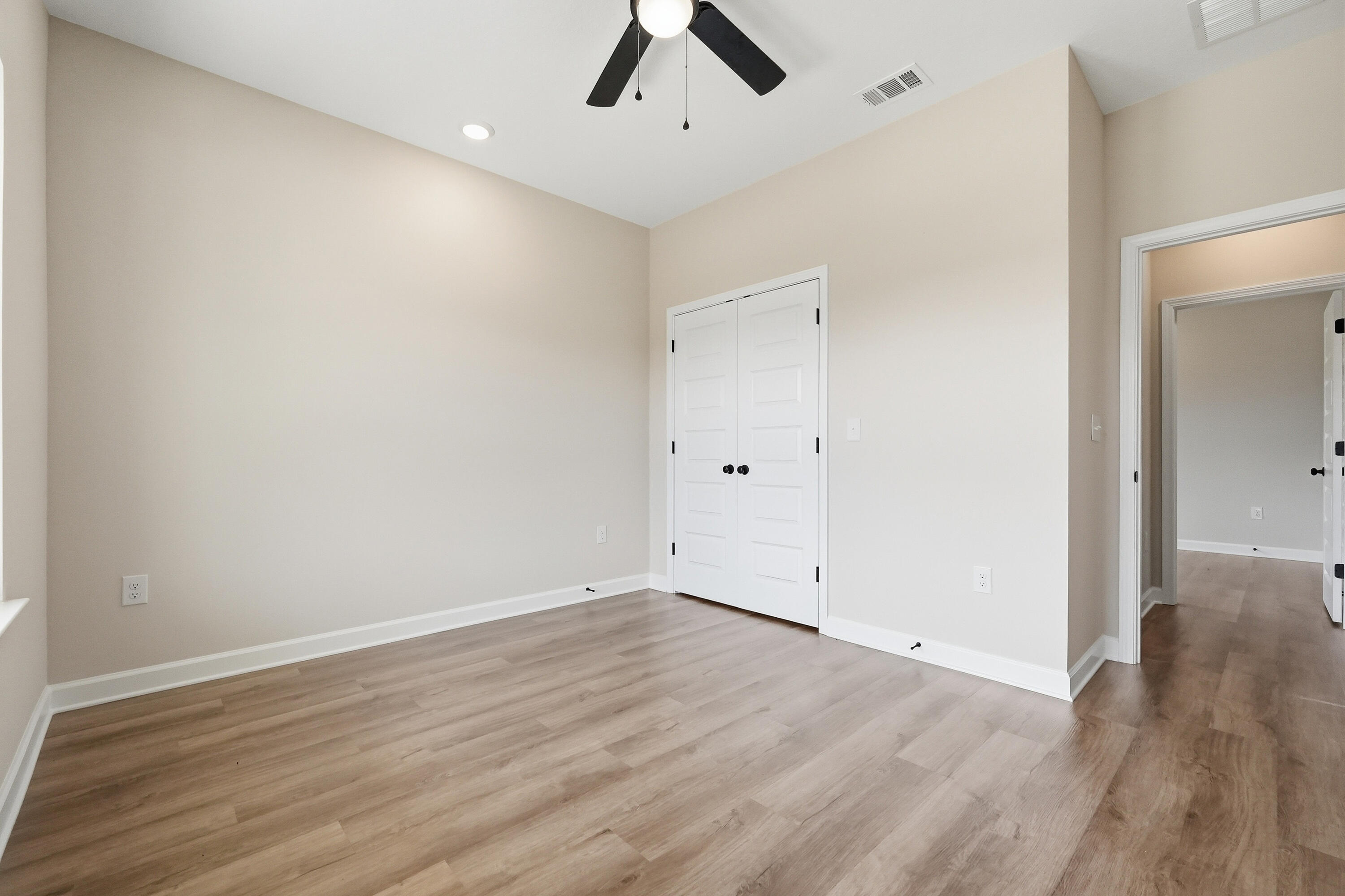 2827 Blackbird Court Crestview, FL 32539 - Photo 16 of 22 1