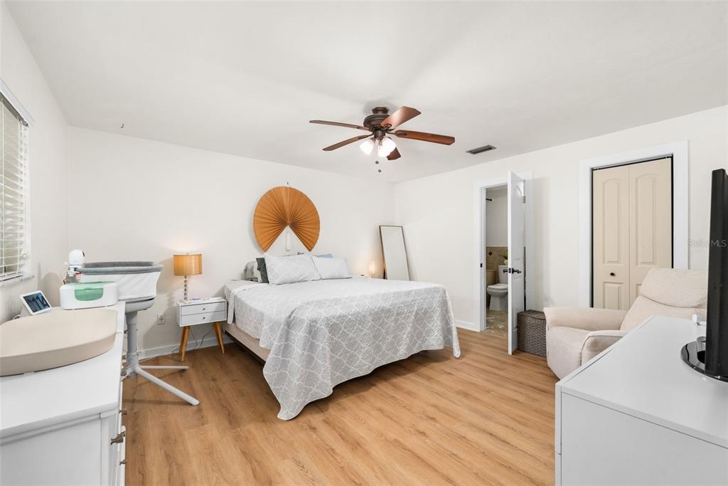 1909 Southwest 48th Avenue Gainesville, FL 32608 - Photo 20 of 32