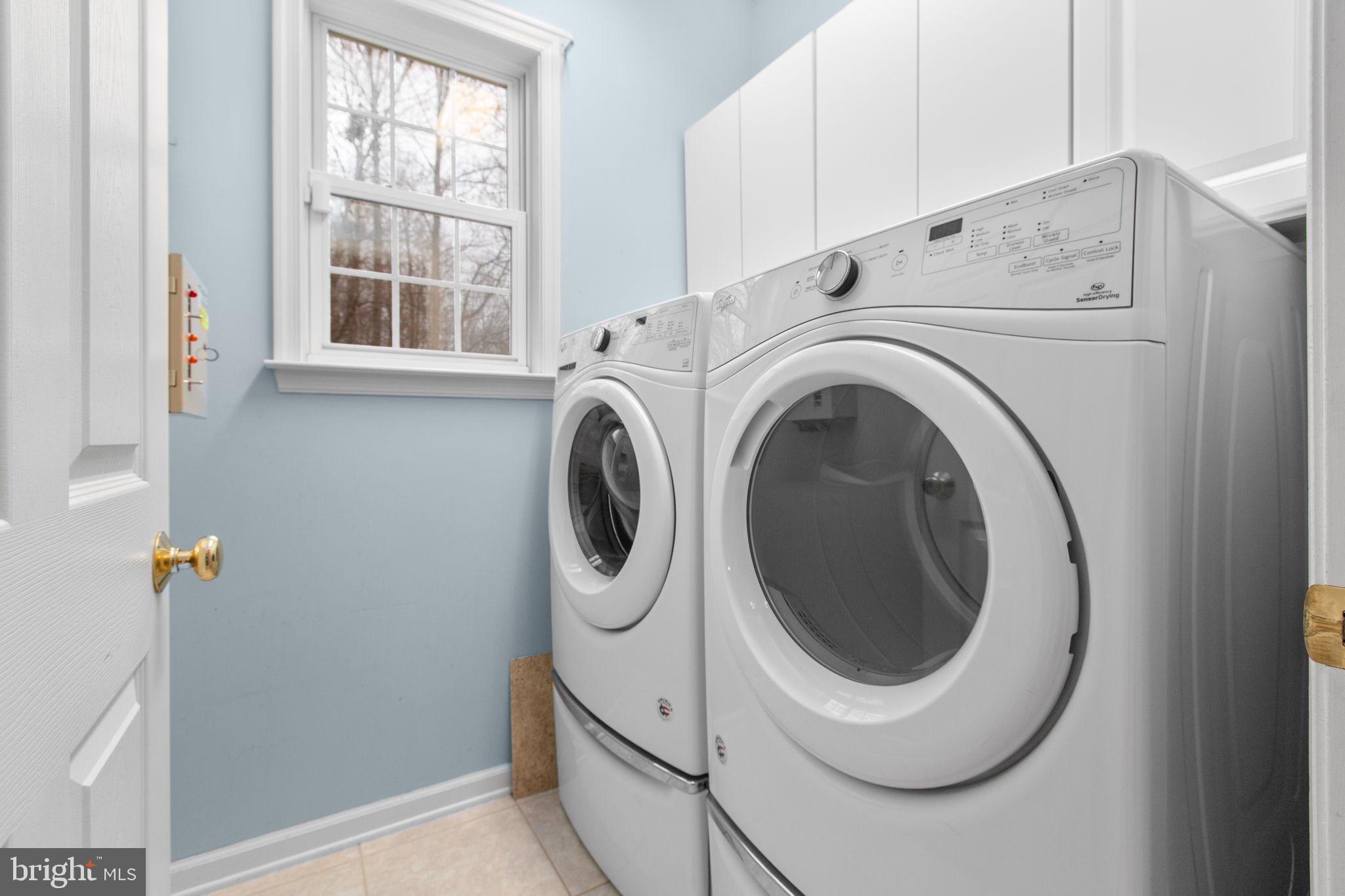 10721 Colbys Lane King George, VA 22485 - Photo 24 of 50 a utility room with dryer and washer