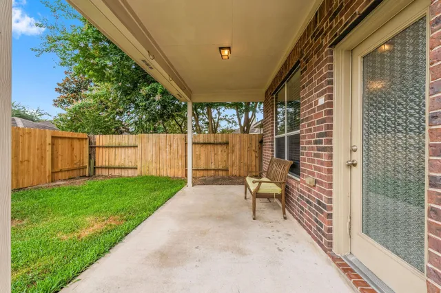 $2,950 | 29902 Legends Ridge Drive, Spring, TX 77386