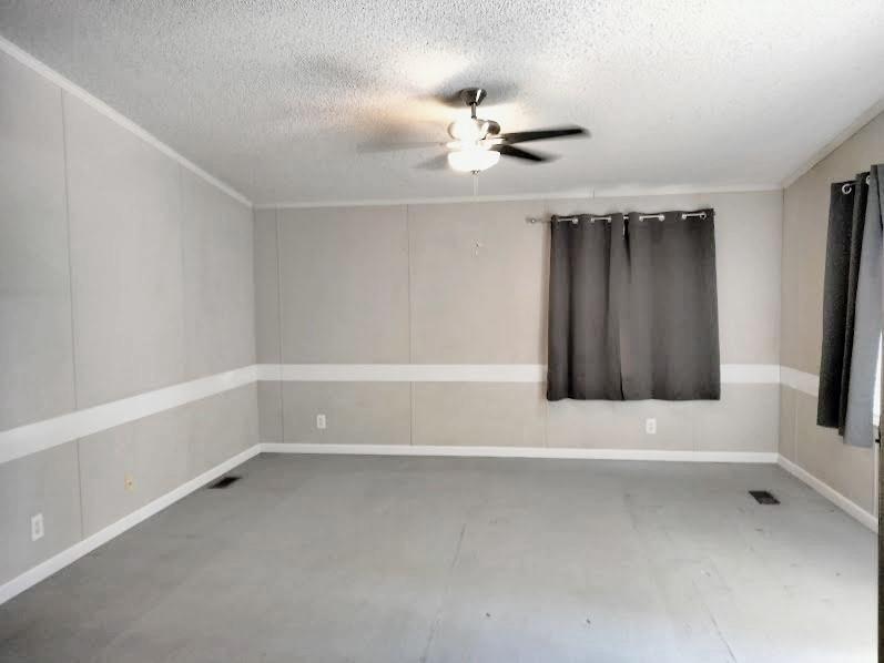 855 Tom Sawyer Road Ennis, TX 75119 - Photo 16 of 17 a view of an empty room