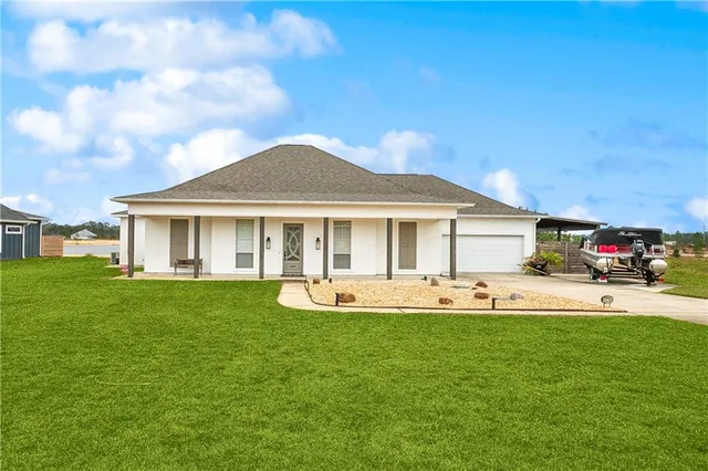 $425,000 | 52786 Shore Drive, Bogalusa, LA 70427