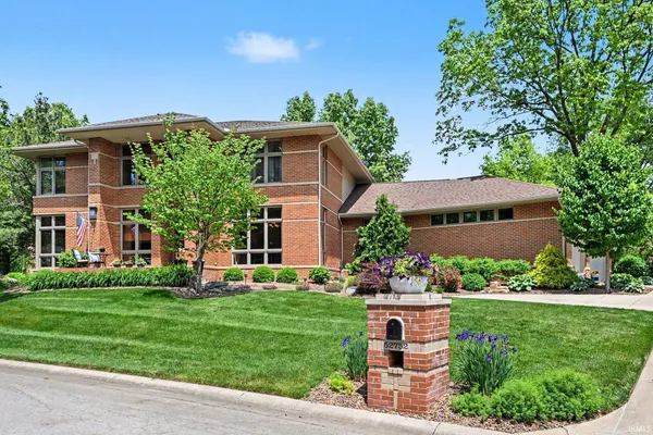 $899,000 | 52752 Willow Bend Drive, Granger, IN 46530