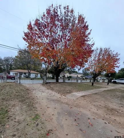 $239,900 | 1213 Academy Street, Tyler, TX 75701