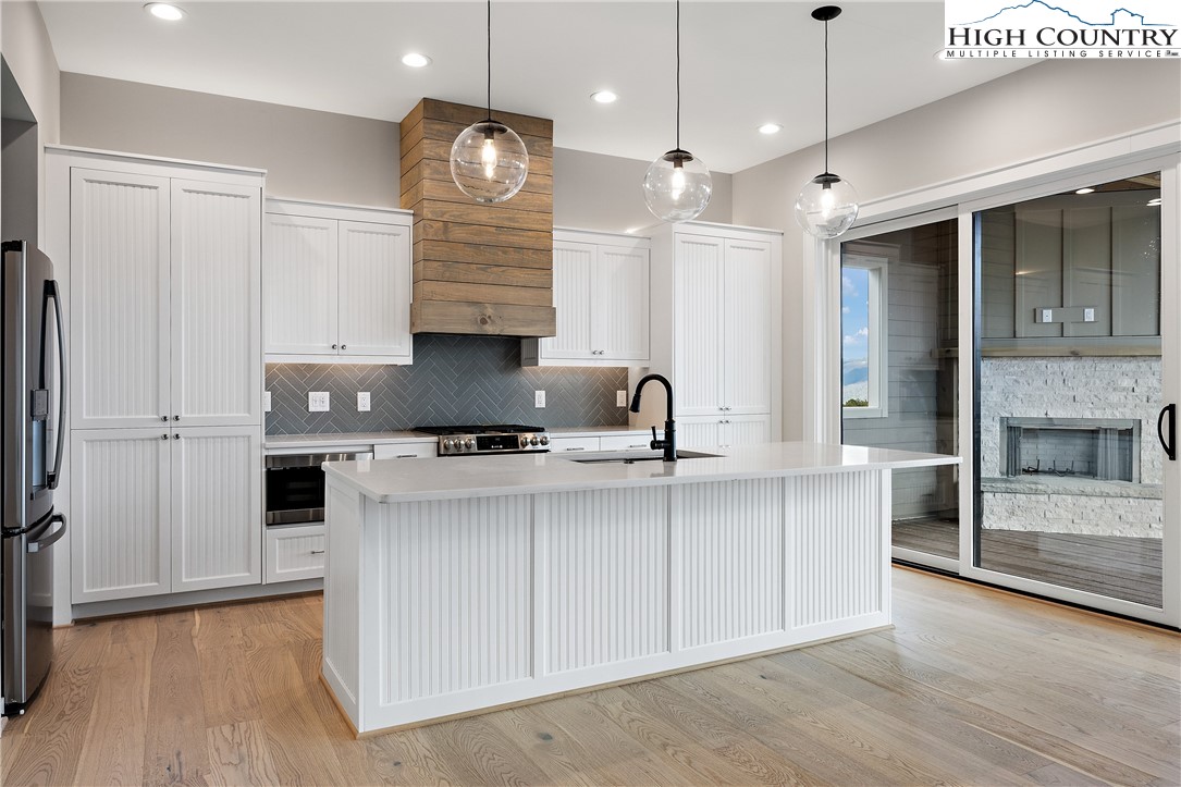 130 Calico Court Boone, NC 28607 - Photo 3 of 50