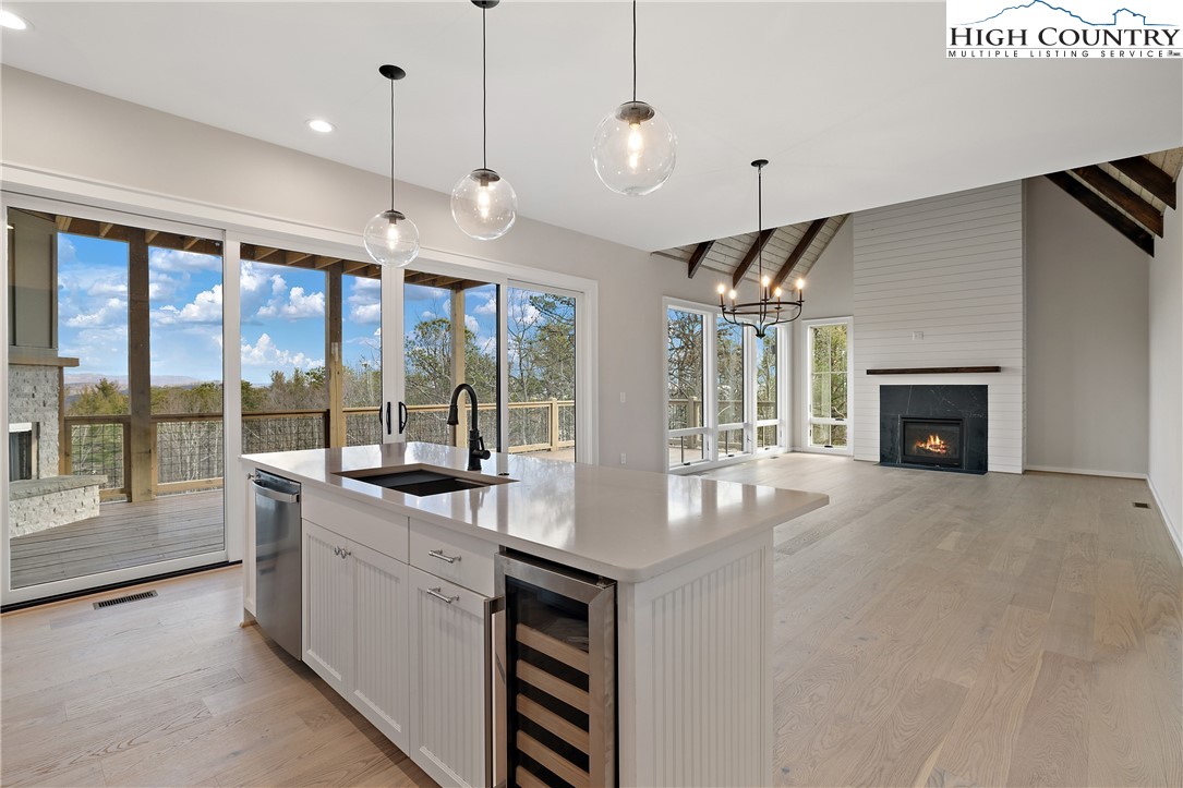 130 Calico Court Boone, NC 28607 - Photo 5 of 50