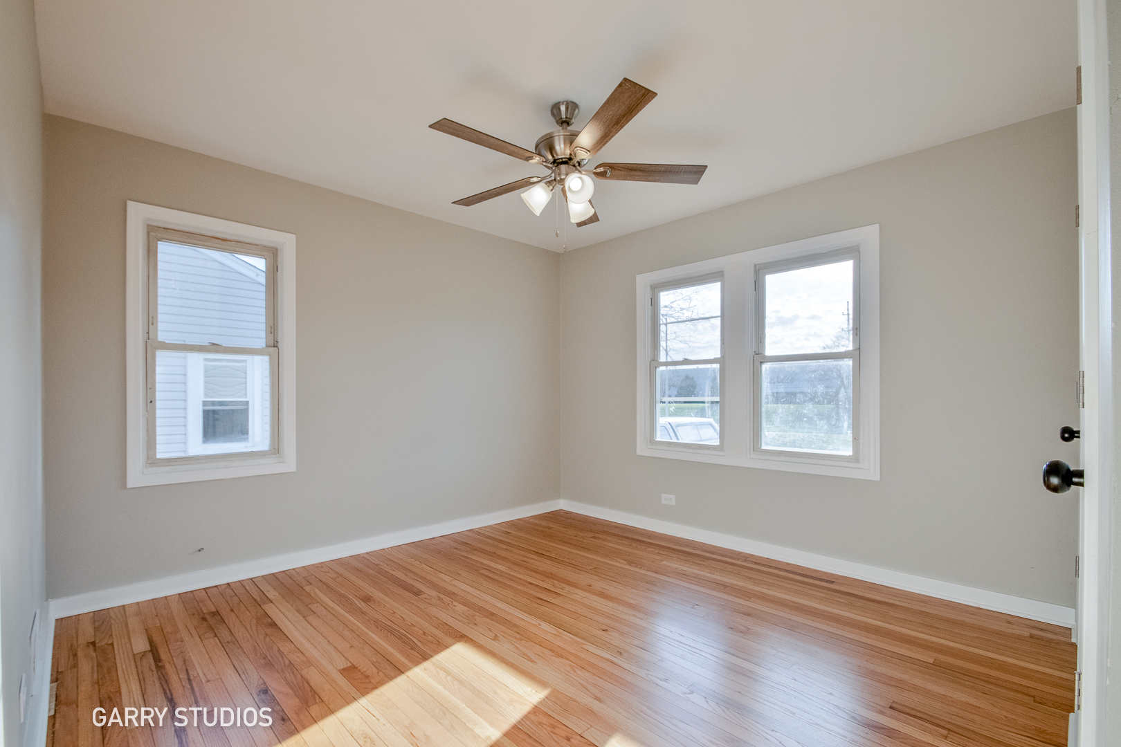 229 Addison Road Addison, IL 60101 - Photo 11 of 20