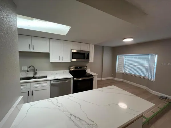 $1,750 | 3666 Aristotle Avenue, Unit 3670, Orlando, FL 32826