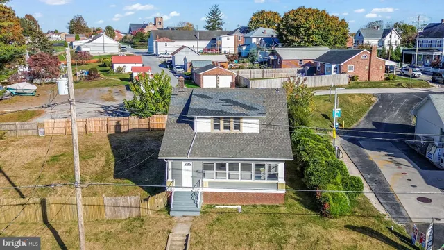 $285,000 | 27 North Main Street, York New Salem, PA 17371