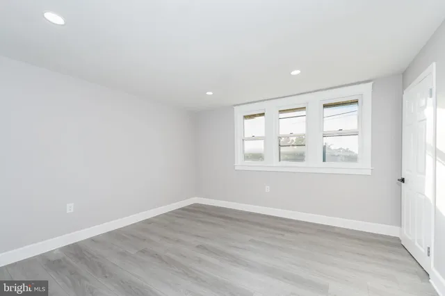 $285,000 | 27 North Main Street, York New Salem, PA 17371