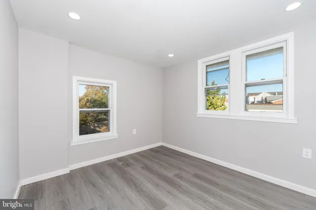 $285,000 | 27 North Main Street, York New Salem, PA 17371