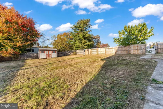 $285,000 | 27 North Main Street, York New Salem, PA 17371