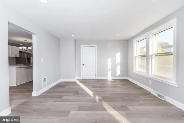 $285,000 | 27 North Main Street, York New Salem, PA 17371