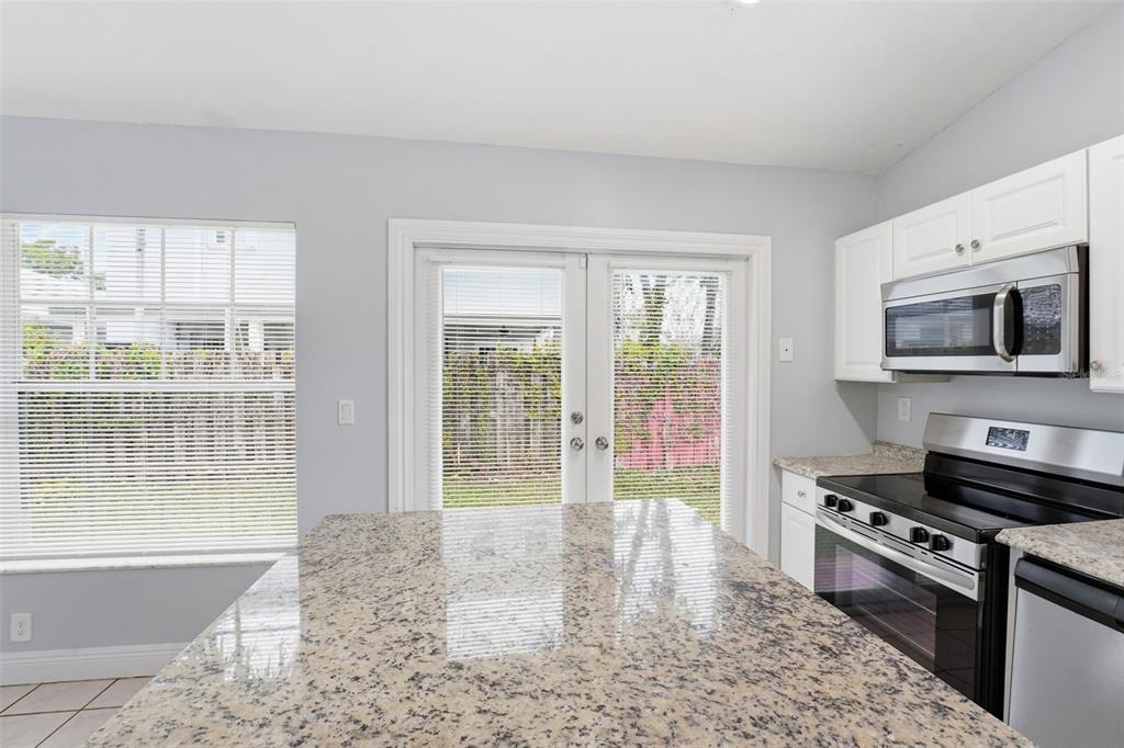 11242 Southwest 64th Street Miami, FL 33173 - Photo 14 of 36