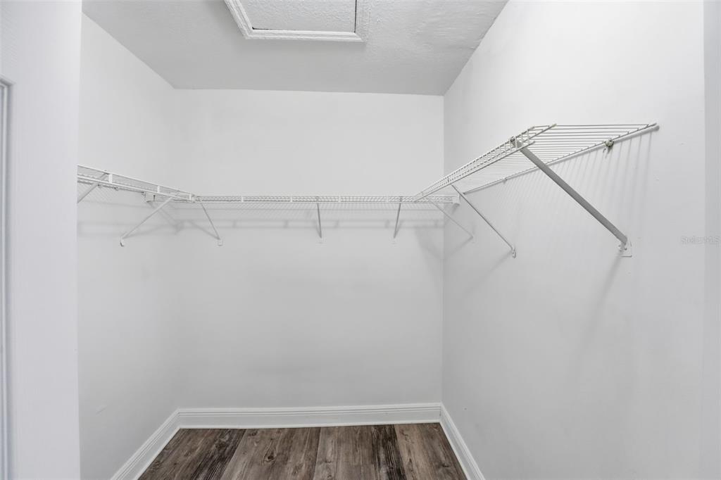 11242 Southwest 64th Street Miami, FL 33173 - Photo 23 of 36