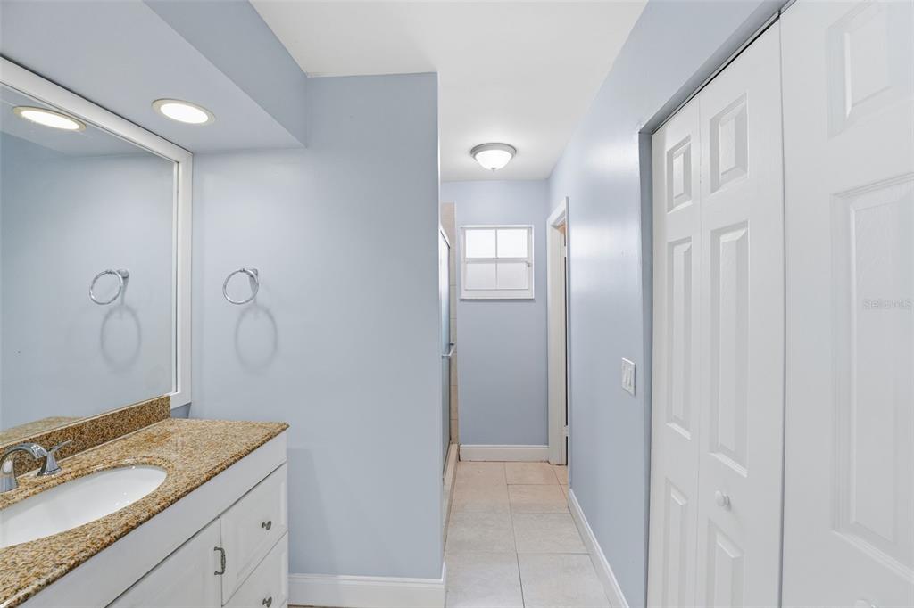 11242 Southwest 64th Street Miami, FL 33173 - Photo 25 of 36