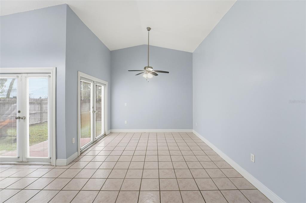 11242 Southwest 64th Street Miami, FL 33173 - Photo 10 of 36