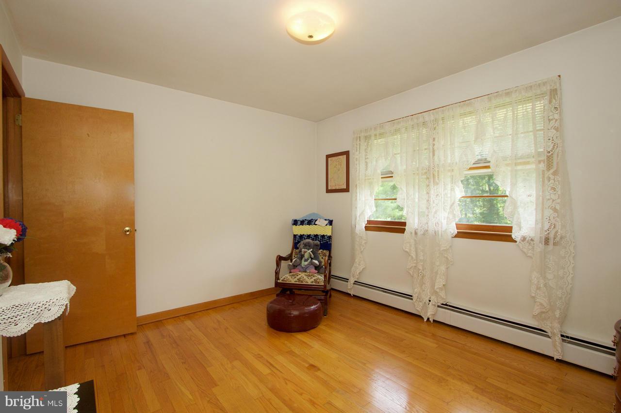 5906 Glen Arm Road Glen Arm, MD 21057 - Photo 23 of 30 Bedroom