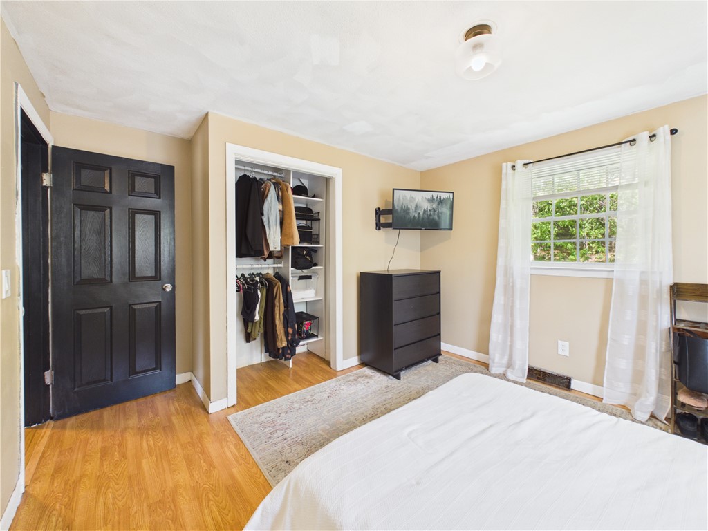 12 Elmonte Drive Coventry, RI 02816 - Photo 19 of 33