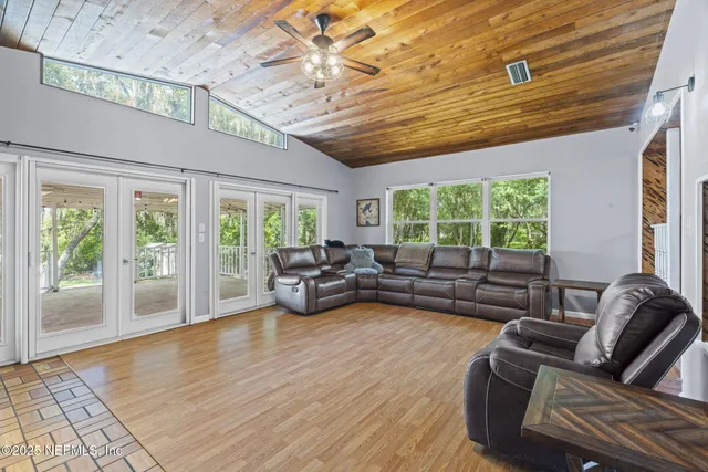 $499,900 | 6490 Woodland Drive, Keystone Heights, FL 32656