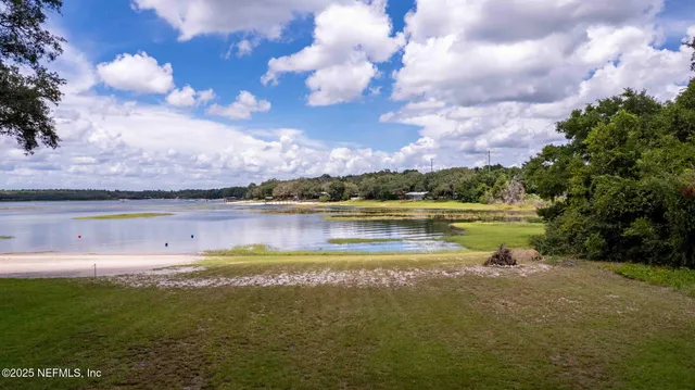 $499,900 | 6490 Woodland Drive, Keystone Heights, FL 32656