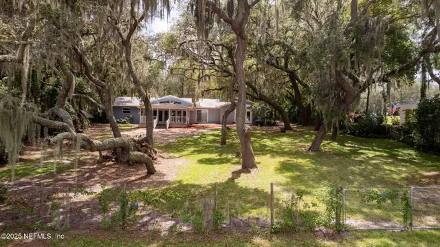 $499,900 | 6490 Woodland Drive, Keystone Heights, FL 32656