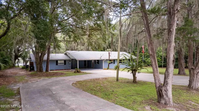 $499,900 | 6490 Woodland Drive, Keystone Heights, FL 32656