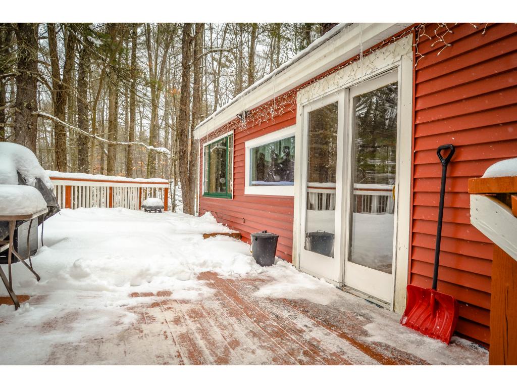386 Young Road Barrington, NH 03825 - Photo 3 of 35