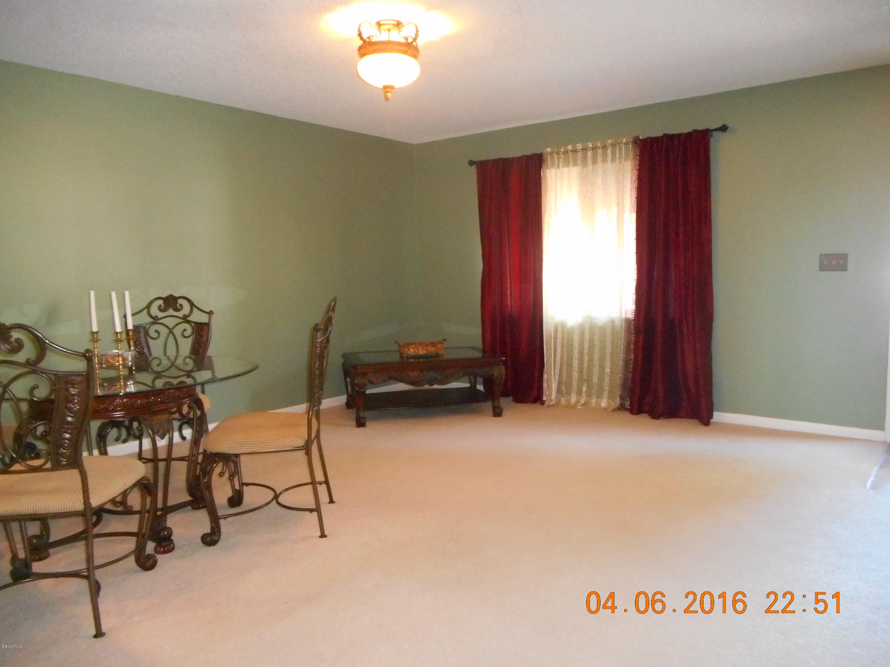 1882 Murrell Road, Unit K41 Rockledge, FL 32955 - Photo 6 of 27 Living Room