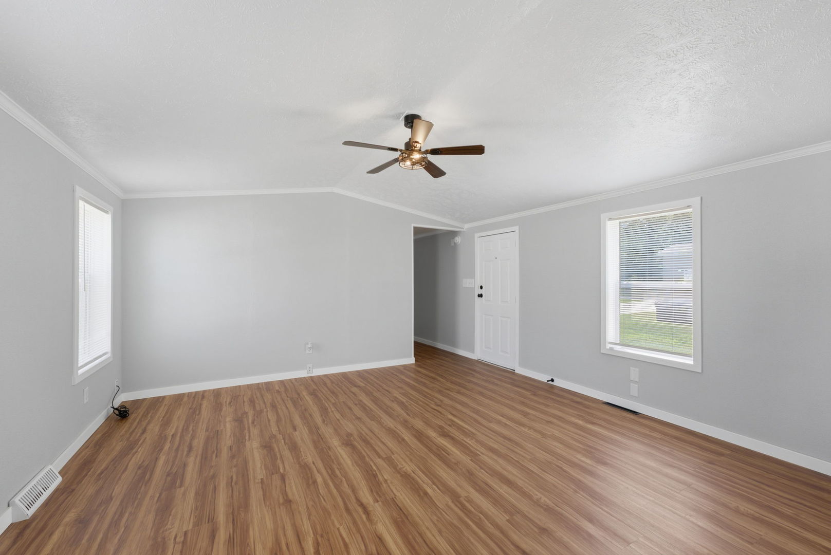 1710 West 4th Avenue Coal Valley, IL 61240 - Photo 7 of 22