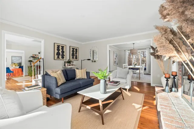 $1,150,000 | 3 Lisa Court, Red Hook, NY 12571