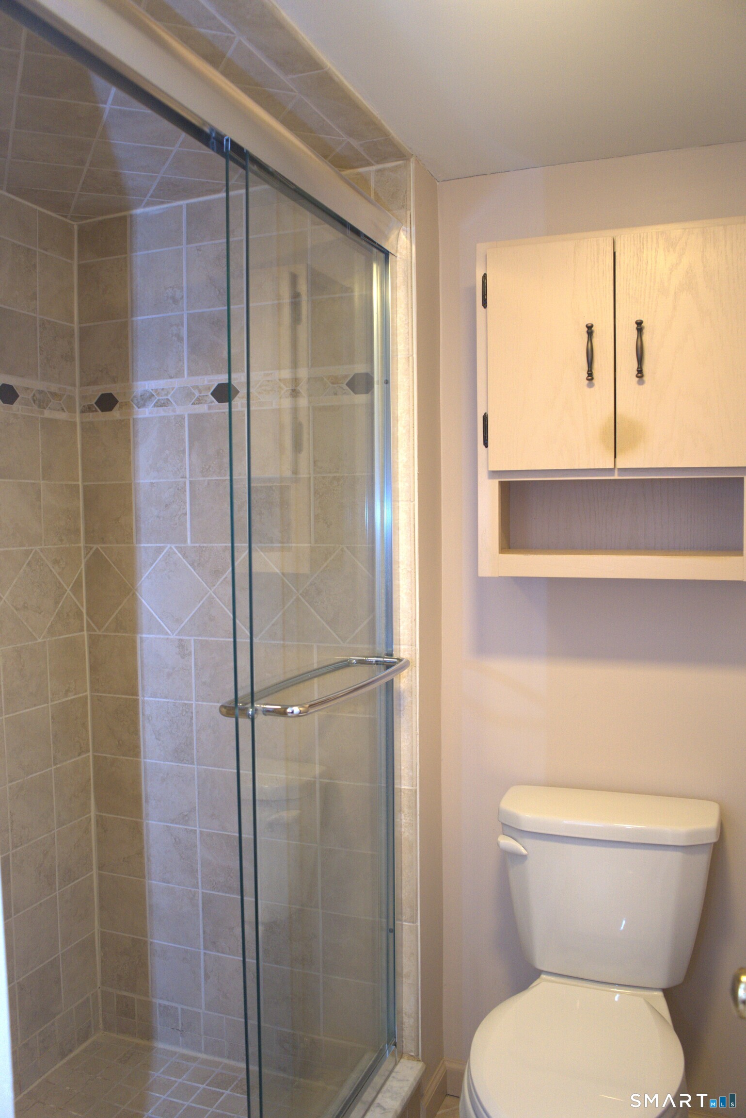 293 Kick Hill Road Lebanon, CT 06249 - Photo 18 of 21 Beautiful tile in full bath.